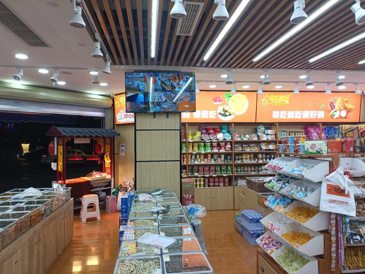 2022年成都零售**连锁店铺使用我们公司监控设备